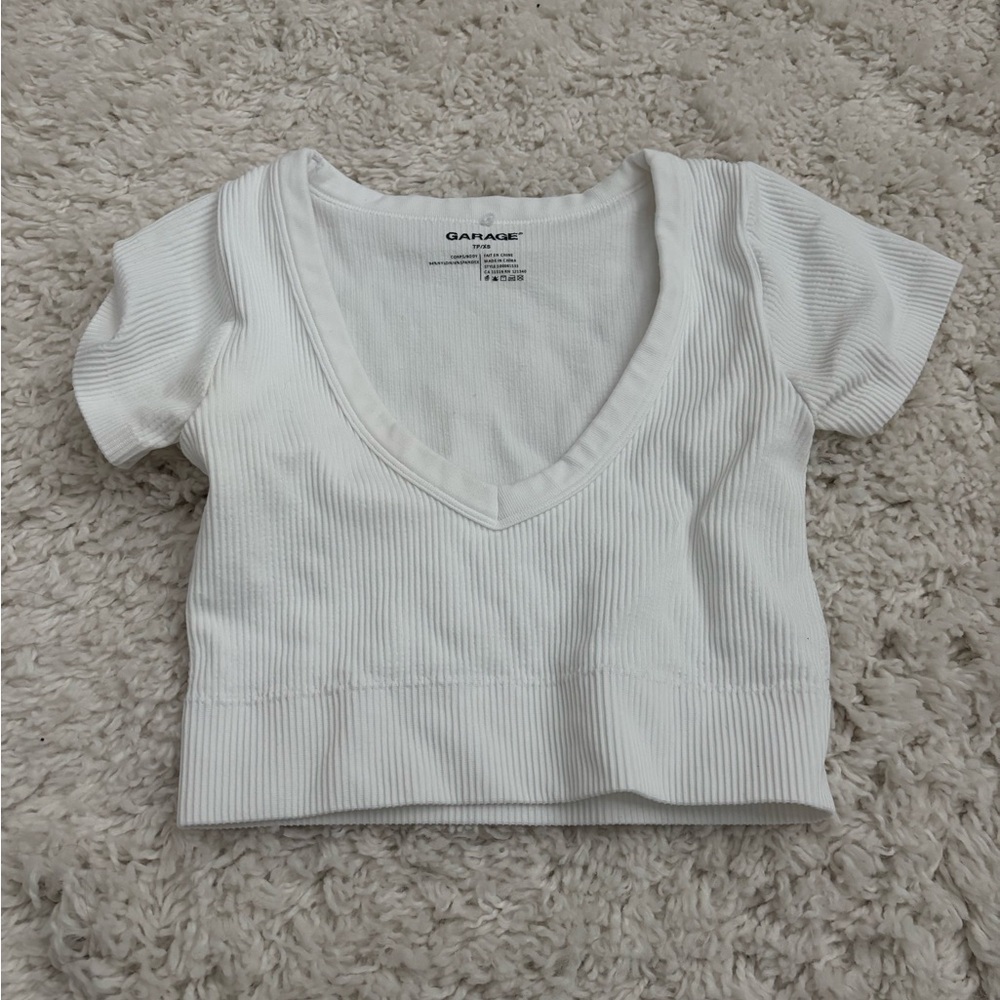 Garage Sonia Seemless Plunge Tee